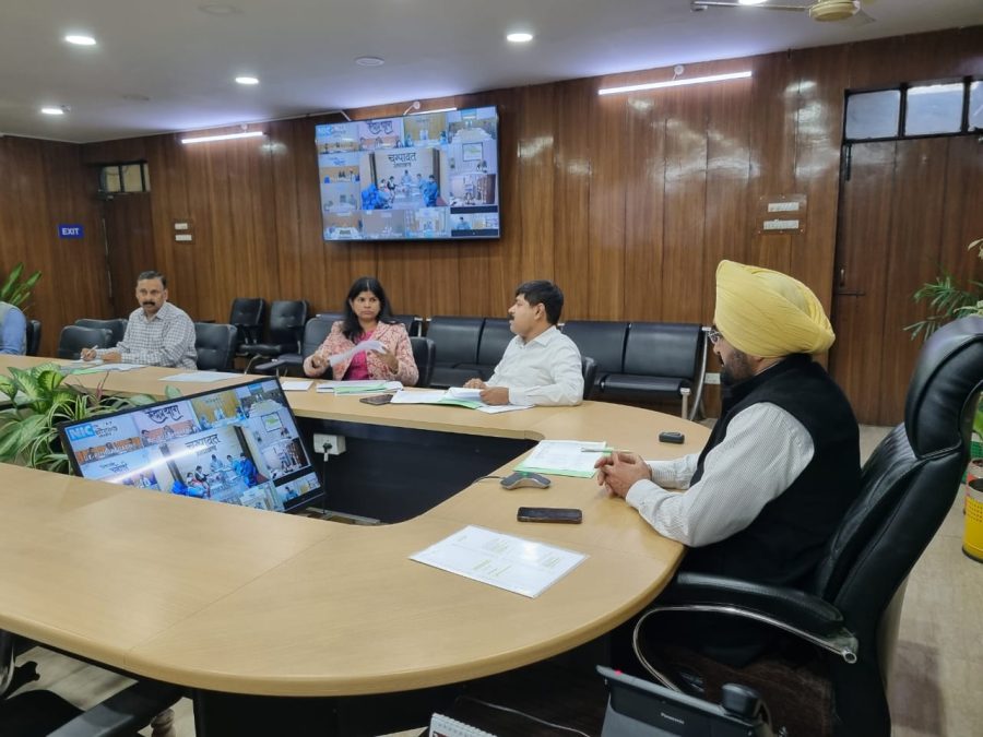 मुख्य सचिव ने स्वरोजगार योजना के लागू होने में आ रही कठिनाईयों के निराकरण के दिए निर्देश