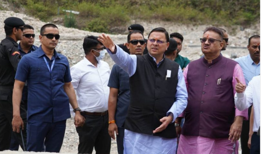 सीएम धामी ने किया सरखेत आपदा प्रभावित क्षेत्र का स्थलीय निरीक्षण