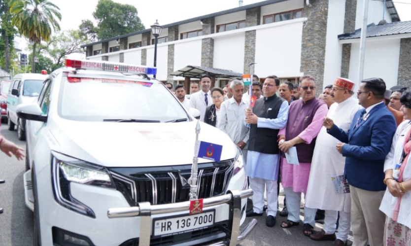सीएम धामी ने किया सिक्स सिग्मा मेडिकल टीम को रवाना