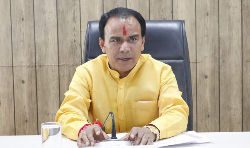 सूबे में स्थाई निवासियों को ही मिलेगी नर्सिंग अधिकारी के पदों पर नियुक्ति: डा.धन सिंह रावत