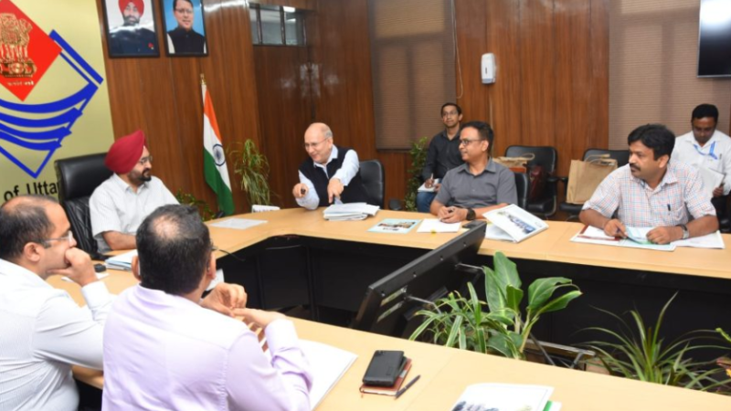 मुख्य सचिव संधू ने की डॉ. आर.एस. टोलिया उत्तराखण्ड प्रशासन अकादमी, नैनीताल की गवर्निंग बॉडी संग बैठक