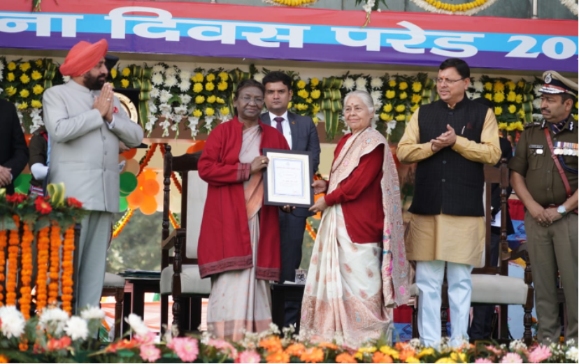 राष्ट्रपति द्रौपदी मुर्मू द्वारा राज्य की चार विभूतियों को उत्तराखण्ड गौरव सम्मान से नवाज़ा