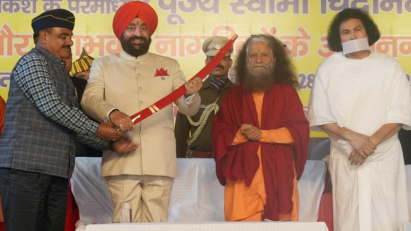 राष्ट्र और जनहित को सर्वाेपरि रखते हुए समाज के लिए बेहतर कार्य करने की जरूरतः राज्यपाल