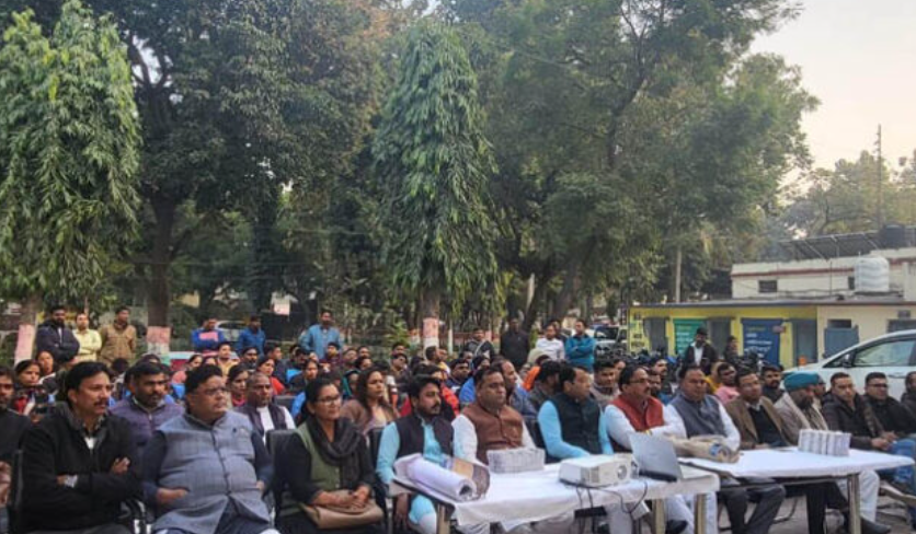 विकसित भारत संकल्प यात्रा का निगम में जोरदार स्वागत