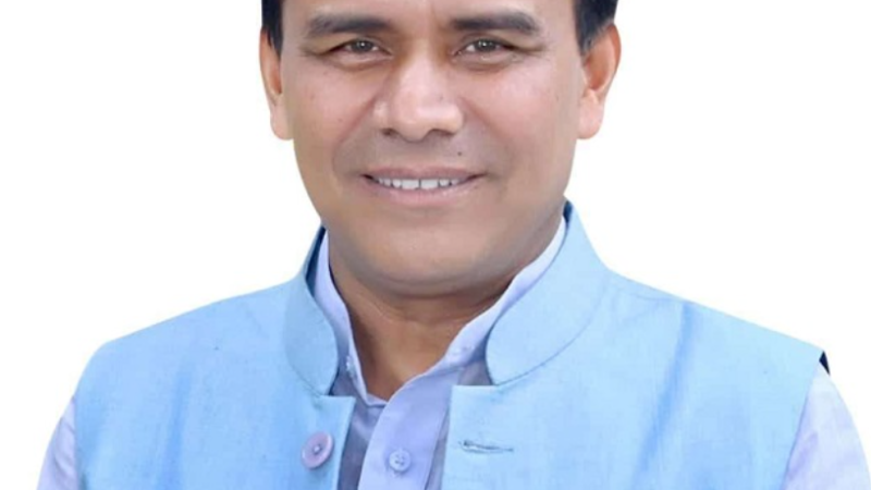 मार्च तक खर्च करें फर्नीचर व कम्प्युटर का बजटः डॉ. धन सिंह रावत