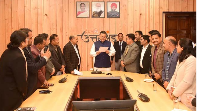 नव वर्ष में अधिकारियों से अपने दायित्वों का निर्वहन बेहतर ढंग से किये जाने की अपेक्षा की