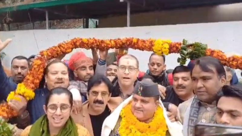 राज्यसभा उम्मीदवार घोषित होने पर महेंद्र भट्ट का भाजपा कार्यकर्ताओं ने किया स्वागत