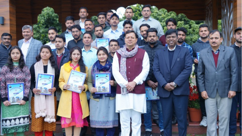 सीएम ने 35 सहायक समाज कल्याण अधिकारियों व 3 छात्रावास अधीक्षकों को नियुक्ति-पत्र प्रदान किए