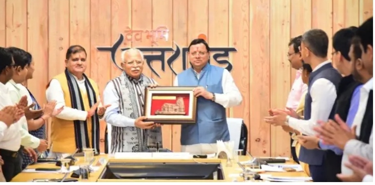 मुख्यमंत्री ने राज्य में प्राकृतिक आपदा से क्षतिग्रस्त हुई विद्युत संरचनाओं के मुआवजे हेतु प्रचलित मापदण्डों के स्थान पर विद्युत संरचनाओं