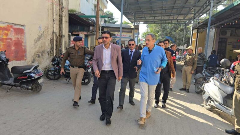 डीएम के निर्देश पर विकासनगर उप  जिला चिकित्सालय में  बढ़ी  सुविधाएं…