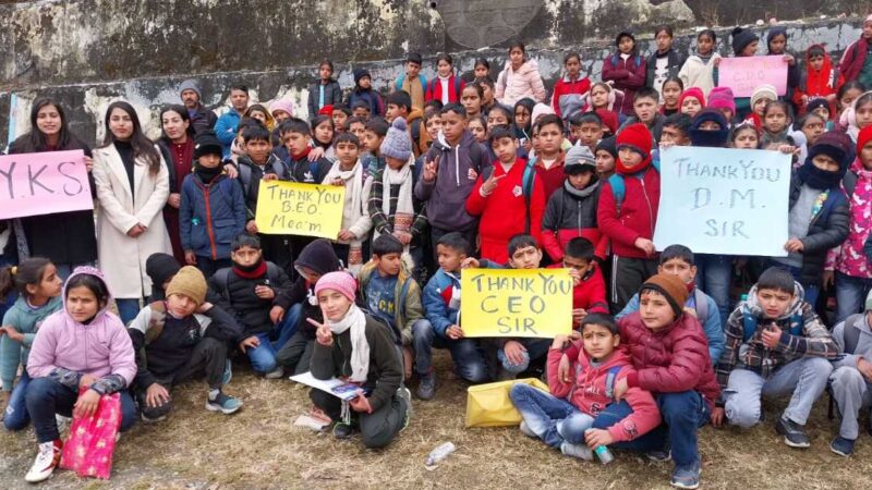 प्रवेश परीक्षा आवागमन व्यवस्था के लिए बच्चों ने डीएम एवं सीडीओ को दिया धन्यवाद…