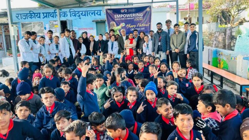 जीआरडी के नर्सिंग विद्यार्थियों ने मनाया राष्ट्रीय बालिका दिवस