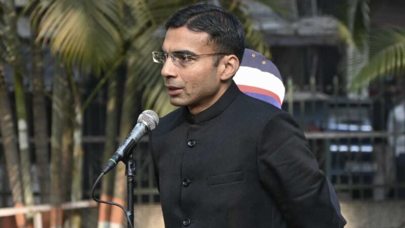 जिलाधिकारी सविन बंसल ने कलेक्ट्रेट परिसर में ध्वजारोहण किया…