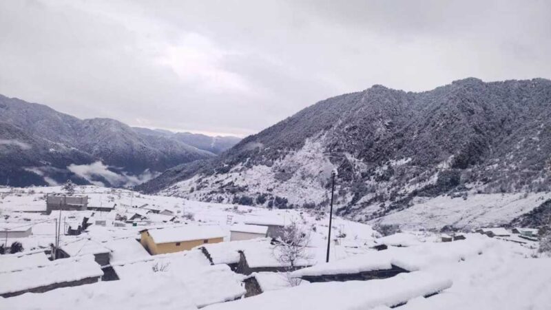 मौसम अपडेट: यहां आज फिर होगी बर्फ़बारी, टूरिस्ट इलाकों में मौसम सुहावना
