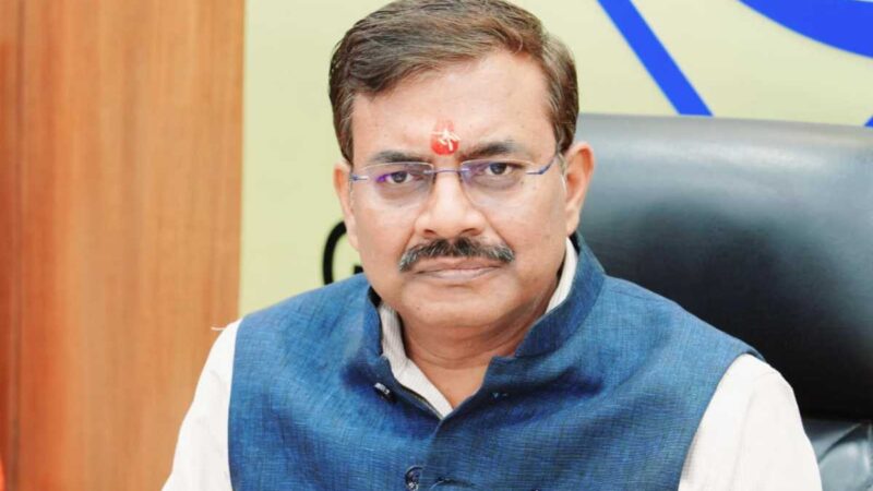 मुख्य सचिव ने जल शक्ति मंत्रालय के सचिव से भेंट कर किशाऊ बांध परियोजना एवं सेला उरथिंग परियोजना की स्वीकृति का किया अनुरोध