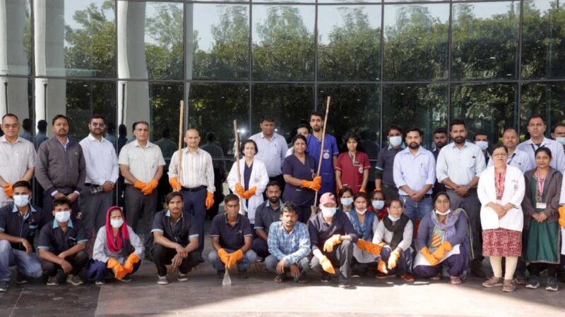 एम्स ऋषिकेश में मनाए जा रहे स्वच्छता पखवाड़े के तहत जन-जागरूकता कार्यक्रमों का आयोजन