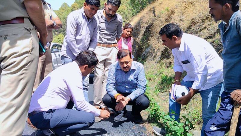 सकुशल चारधाम यात्रा के लिए सभी विभागों को मिलकर कार्य करना है- गढ़वाल आयुक्त