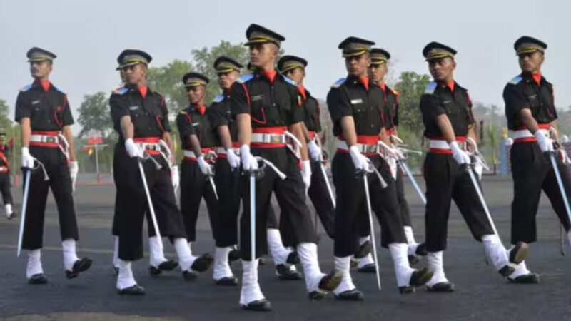 इंडियन आर्मी में निकली एसएससी टेक भर्ती, बिना परीक्षा सीधे ऑफिसर पोस्ट पर सेलेक्शन
