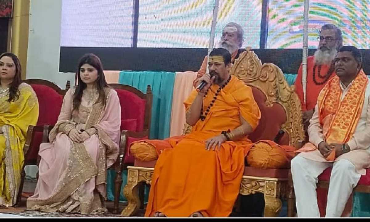 हरिद्वार में कैलाशानंदजी महाराज द्वारा  ‘एक ईश्वर’ ऐप का ऐतिहासिक शुभारंभ”