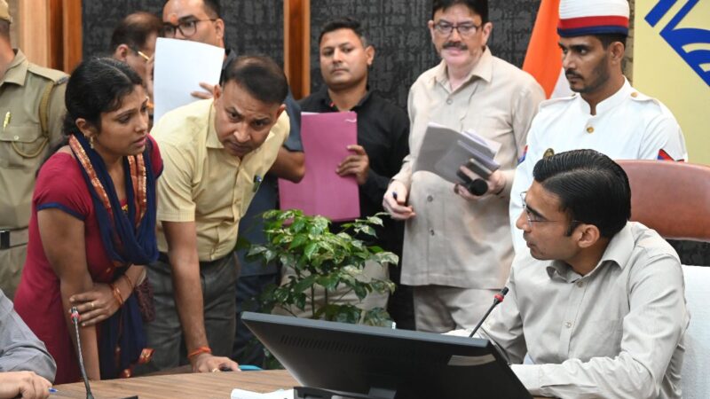 मुख्यमंत्री के जन सेवा संकल्प को देहरादून प्रशासन दे रहा गति, जनता की समस्याओं पर त्वरित कार्रवाई… 