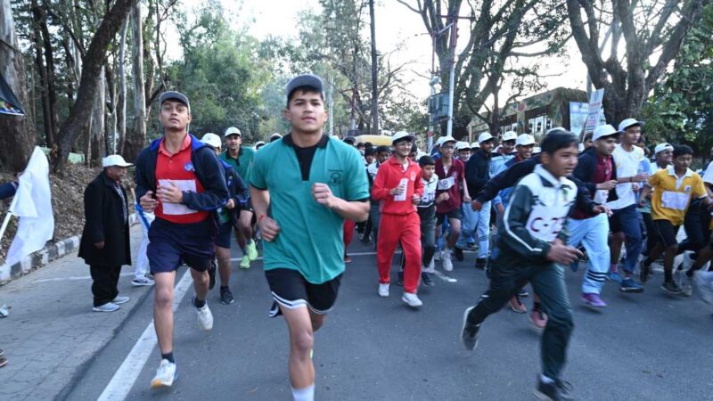 “ग्रीन दून – क्लीन दून” विषय पर विशाल दौड़ एवं स्लोगन प्रतियोगिता का आयोजन