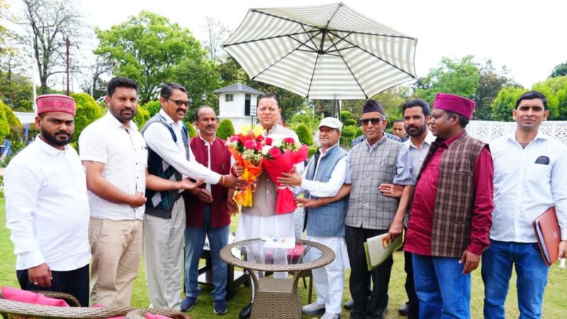 मुख्यमंत्री धामी से विधायकों ने की शिष्टाचार भेंट…