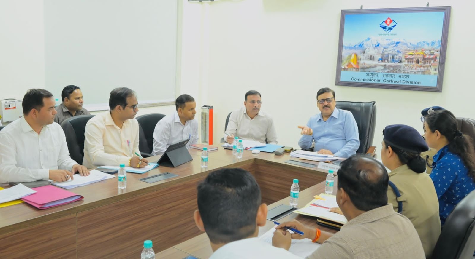 भूमि धोखाधड़ी पर प्रशासन सख्त, 51 मामलों का निस्तारण और 5 में एफआईआर के निर्देश…